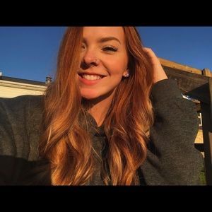 Meet your Posher, Hayley